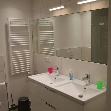 Апартаменты Bruchbude Mit Meerblick Остзебад Бинц