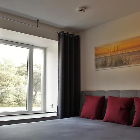 Bruchbude Mit Meerblick Ostseebad Binz